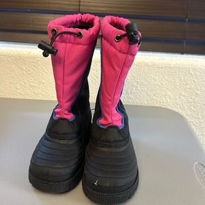 Girls snow boots
